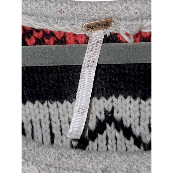 FREE PEOPLE Chunky Crochet/Knit Boho Thrashed Grunge Navajo Sweater - Size XS - Picture 2 of 4
